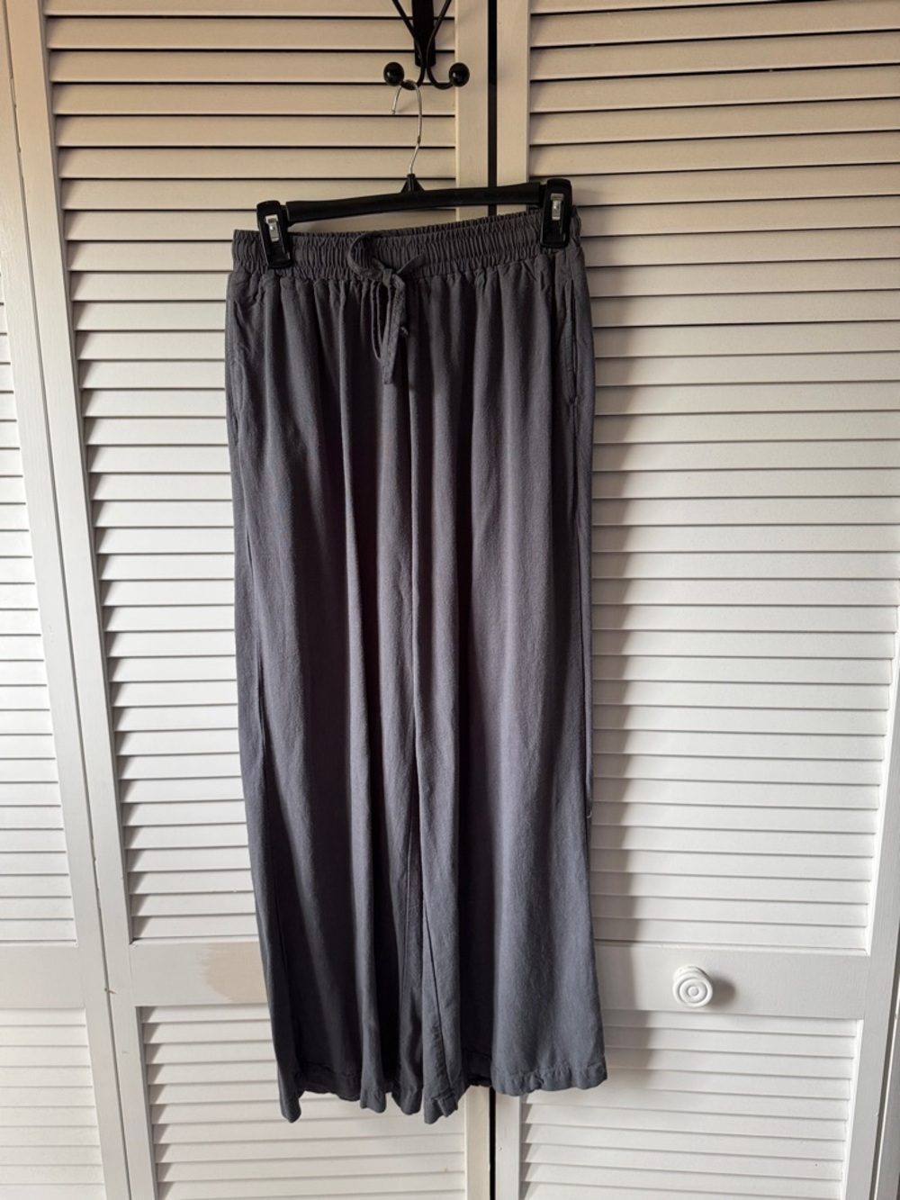 Wide-Leg Drawstring Pants in Slate Gray - Women - Picture 2 of 5